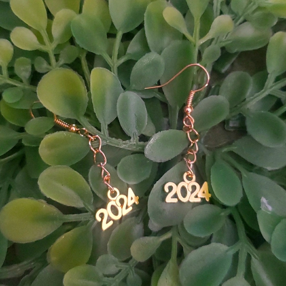Rising Senior 2024 Earrings